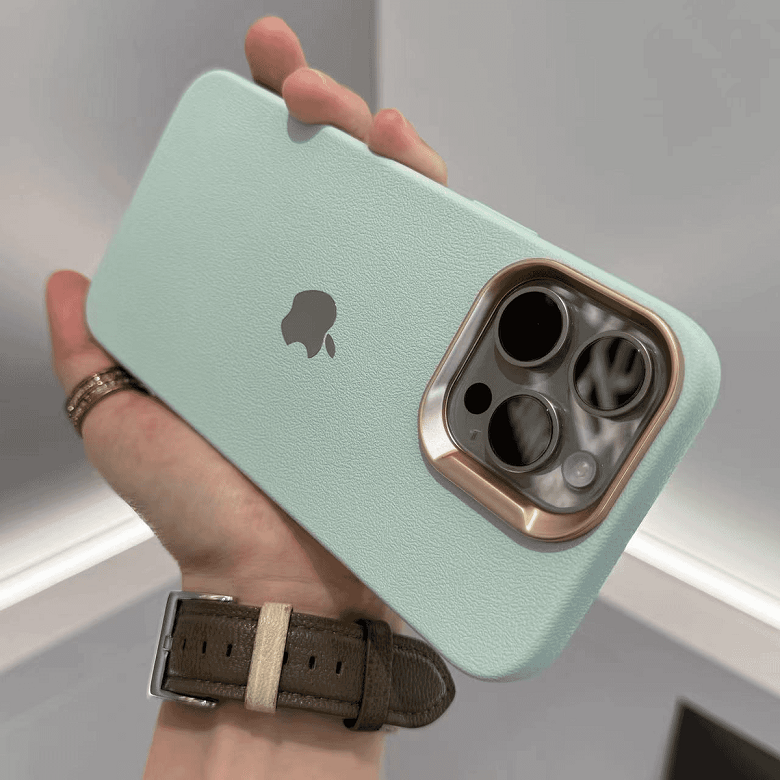 Case / Capinha Iphone Soft Couro (11 ao 13 Pro max)